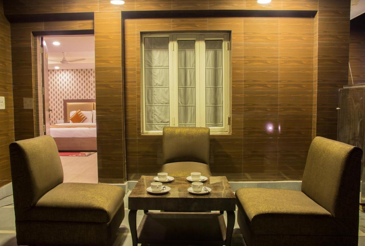 Hotel Pawan Plaza Near Sir Ganga Ram Hospital Delhi  Exterior foto