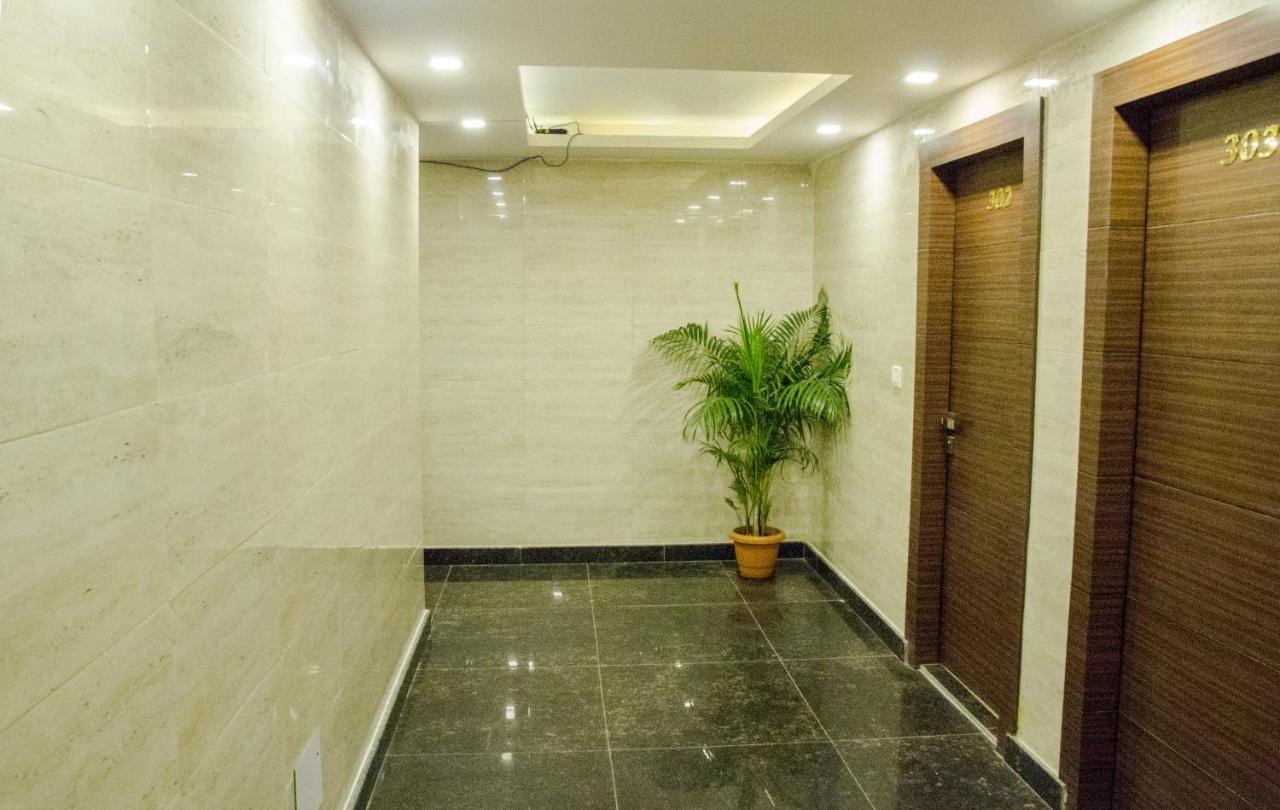 Hotel Pawan Plaza Near Sir Ganga Ram Hospital Delhi  Exterior foto