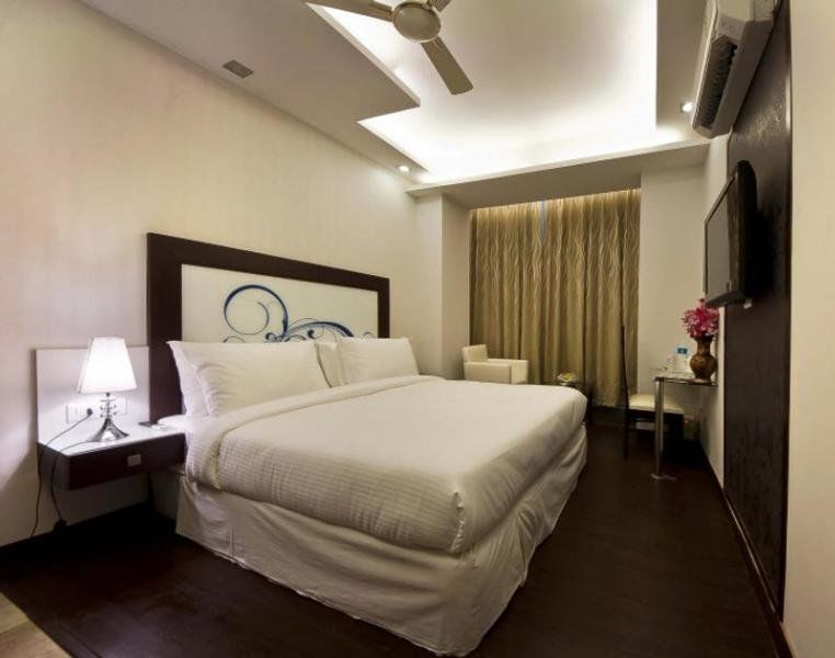 Hotel Pawan Plaza Near Sir Ganga Ram Hospital Delhi  Exterior foto